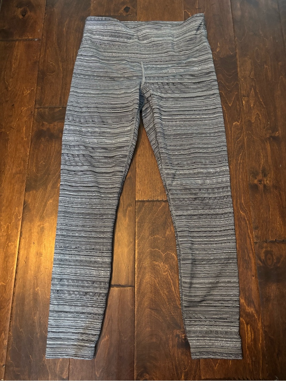 Athleta Women’s Grey Patterned Leggings Sz Small